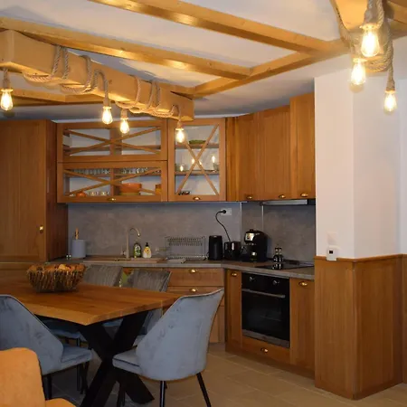 супер луксозен в Winslow Appartement