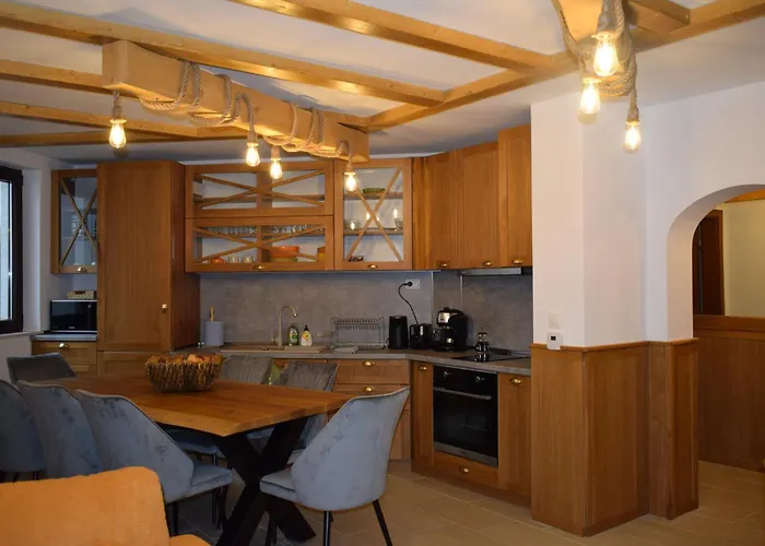 супер луксозен в Winslow Lejlighed